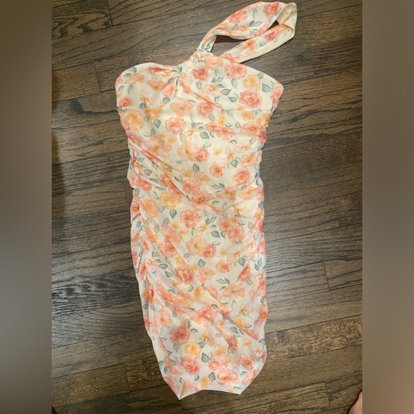 FLORAL PRINT ONE SHOULDER RUCHED DRESS - Picture 2 of 3